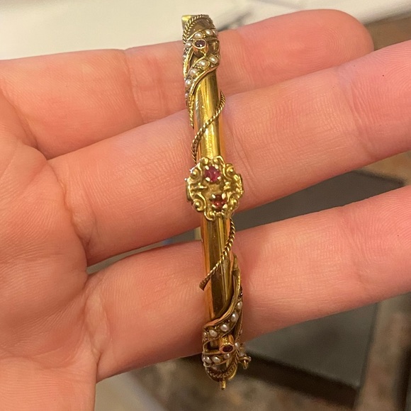 Label - Picture 5 of 10